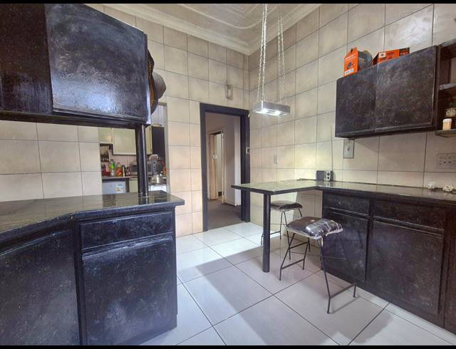 4 BEDROOM HOUSE FOR SALE IN BRENTHURST